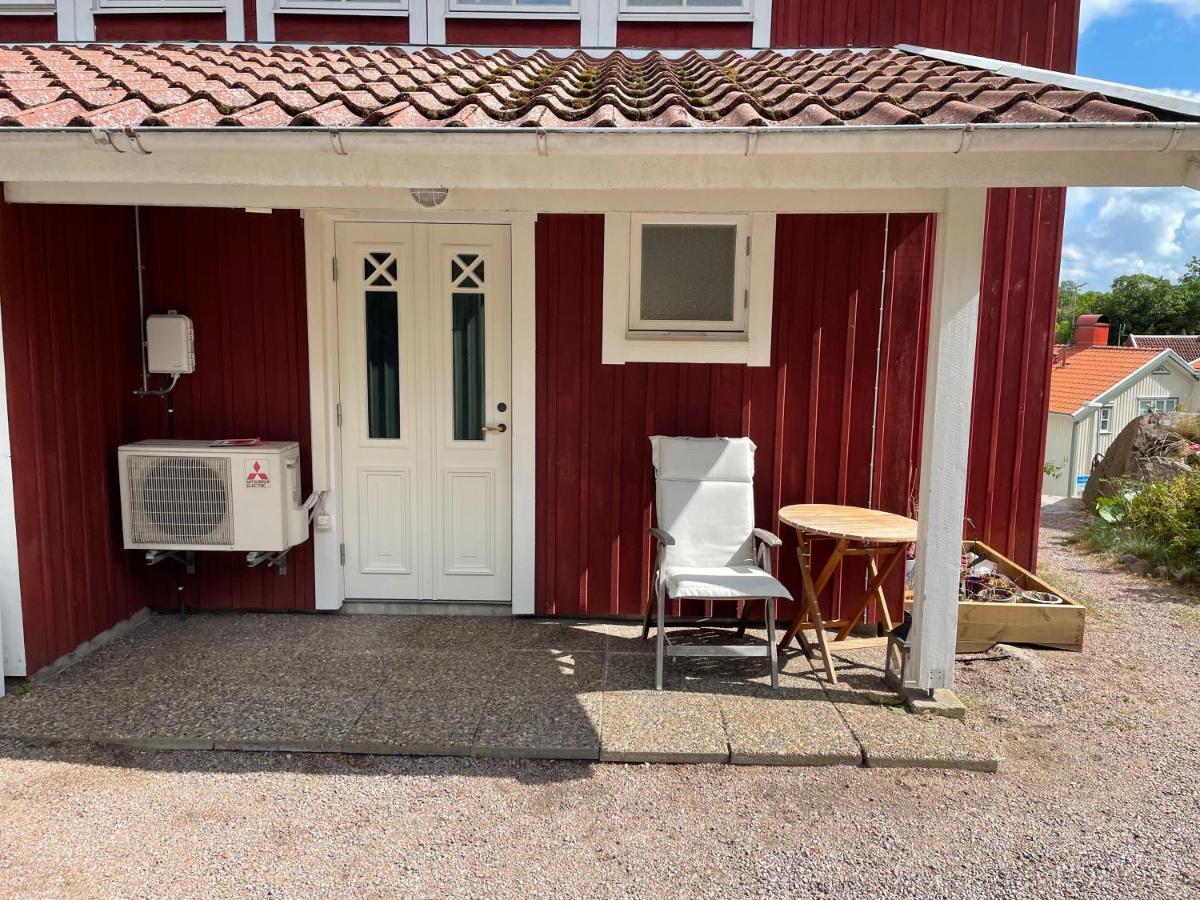 Apartment Uddevalla Bohuslaen Bubbelbad Экстерьер фото